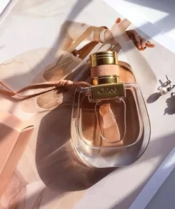 Nước hoa nữ Chloé Nomade EDP supporting lifestyle shot 6 trong gallery