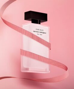 Nước hoa nữ Narciso Rodriguez For Her Pure Musc EDP supporting lifestyle shot 6 trong gallery
